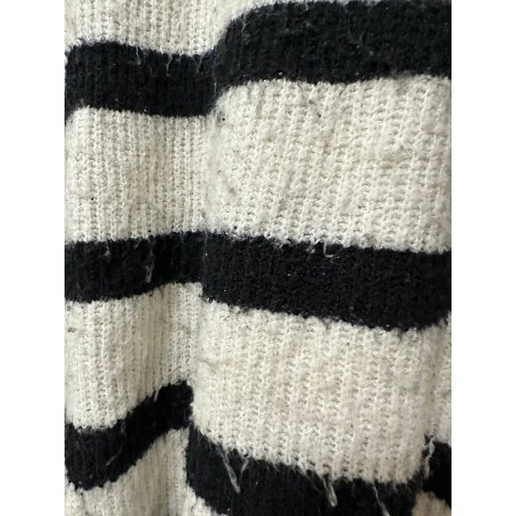 American Eagle women’s size small black-and-white striped sweater - Picture 4 of 11